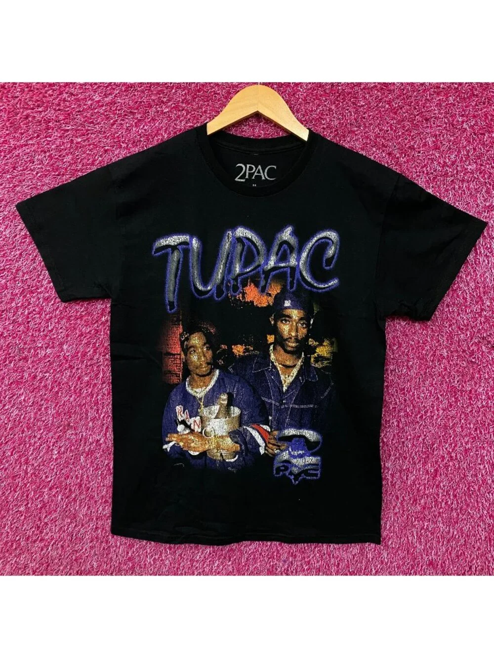 Tupac Portrait Collage Hip Hop Graphic T-Shirt Medium